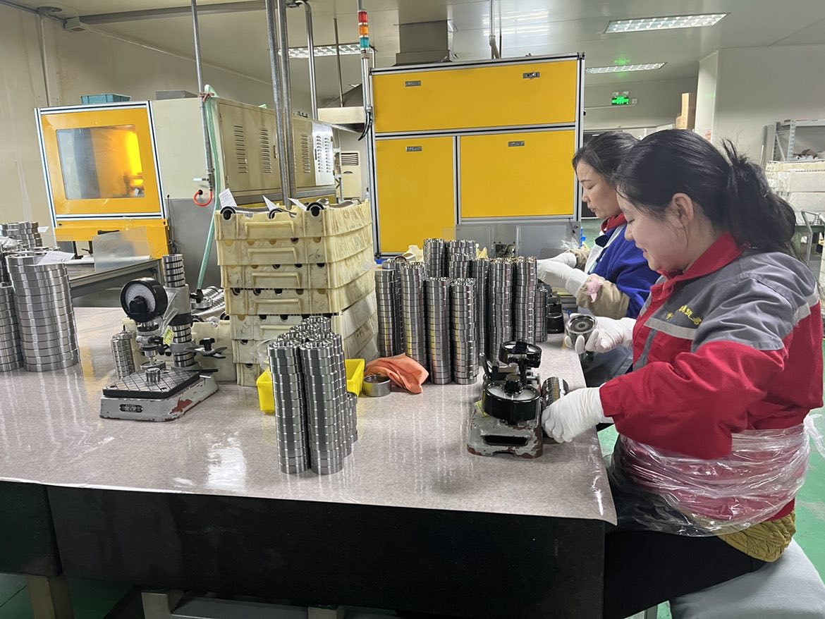 如何防止機床主軸角接觸軸承生銹？